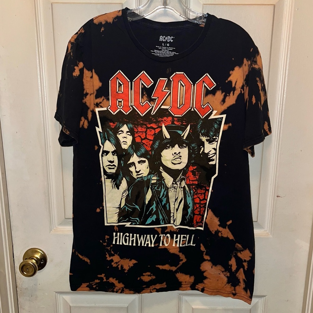 AC/DC Highway to Hell Men’s Short Sleeve Tie Dye T-shirt. Sz L.